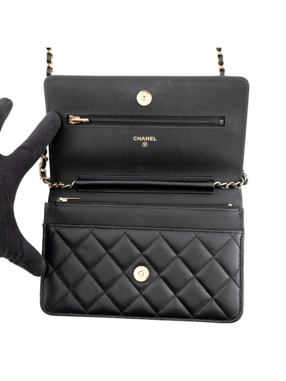 Chanel chain wallet